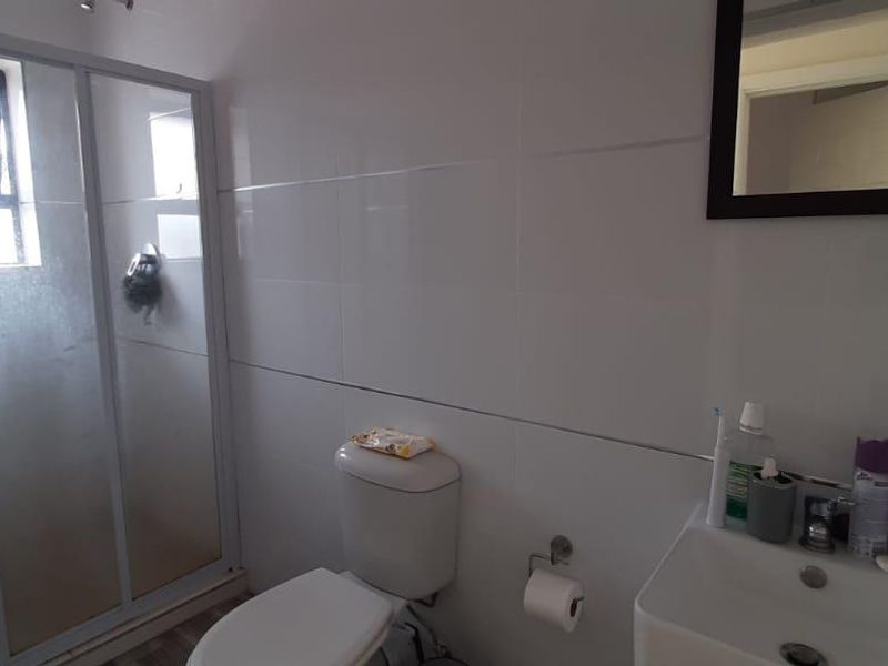 MOUNT PLEASANT 1 BED 1 BATH TOWNHOUSE WITH PARKING FOR RENT - Photo 6