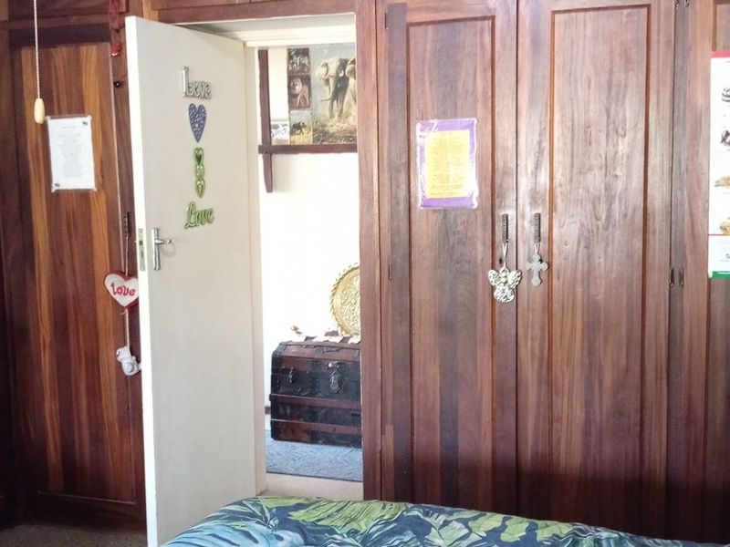 Stone’s Throw from Hennenman High | Picture-Perfect Garden & Income-Generating Flatlet - Photo 9