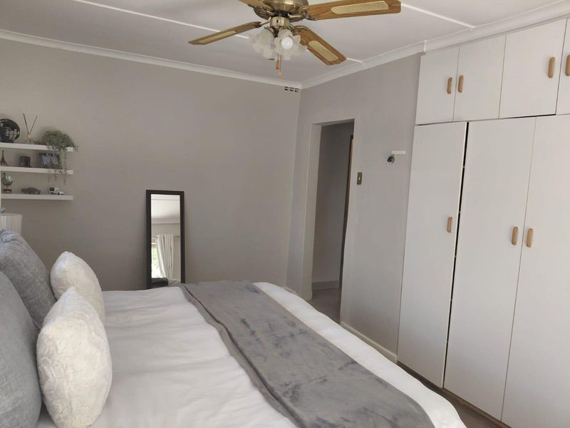 Dual Purpose Family Home - Photo 6