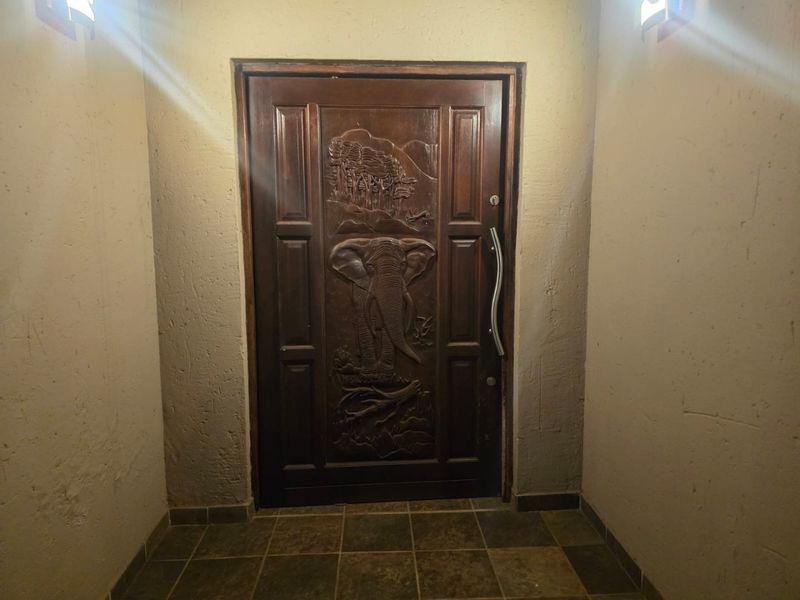 Spacious Family Home with Granny Flat and Excellent Entertainment Features - Photo 7