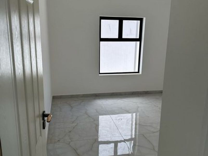 Spacious 4-Bedroom Home to Rent in Laguna Estate, Langebaan - Photo 10