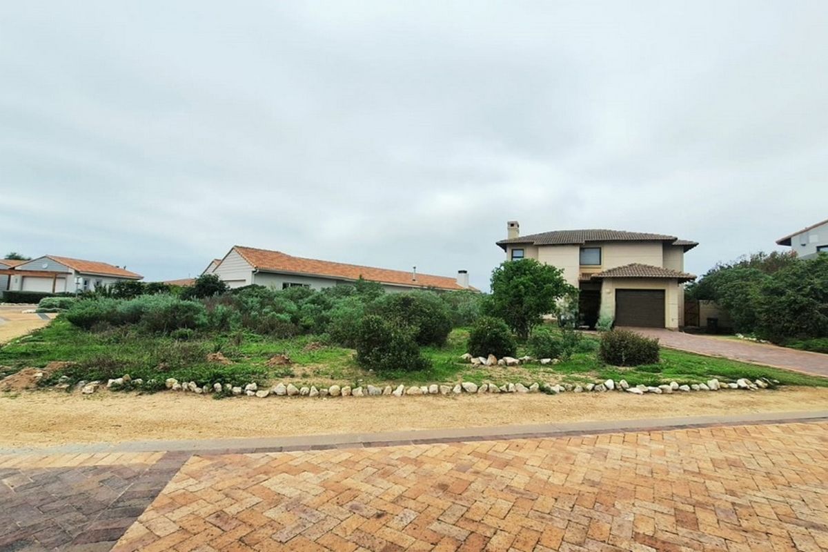 Double storey home in Country Estate - Photo 5