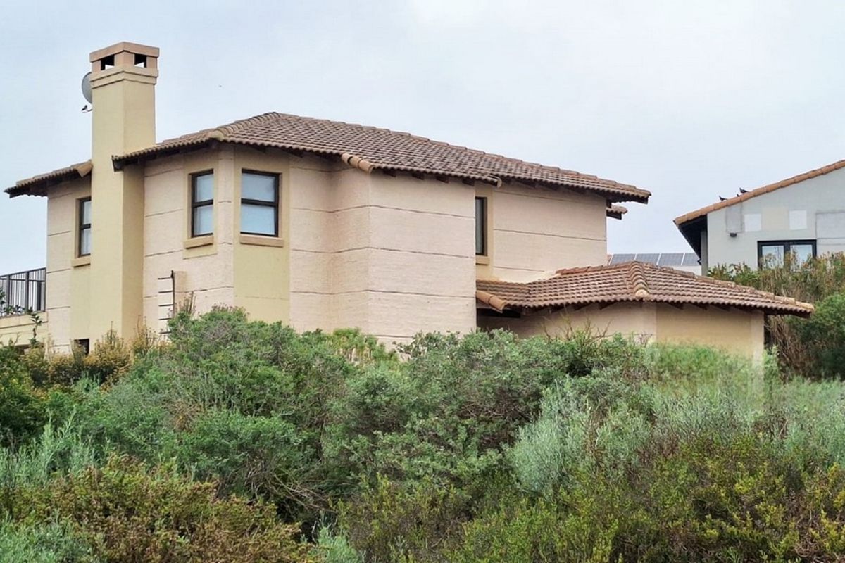 Double storey home in Country Estate - Photo 3