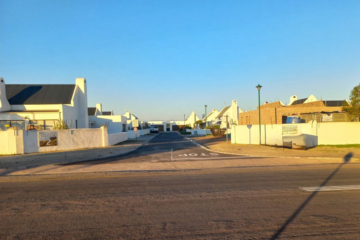 West Coast Gem For Sale – R2 850 000 - Photo 3
