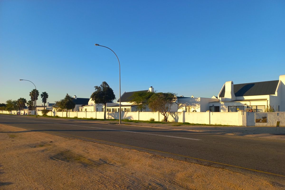 West Coast Gem For Sale – R2 850 000 - Photo 2
