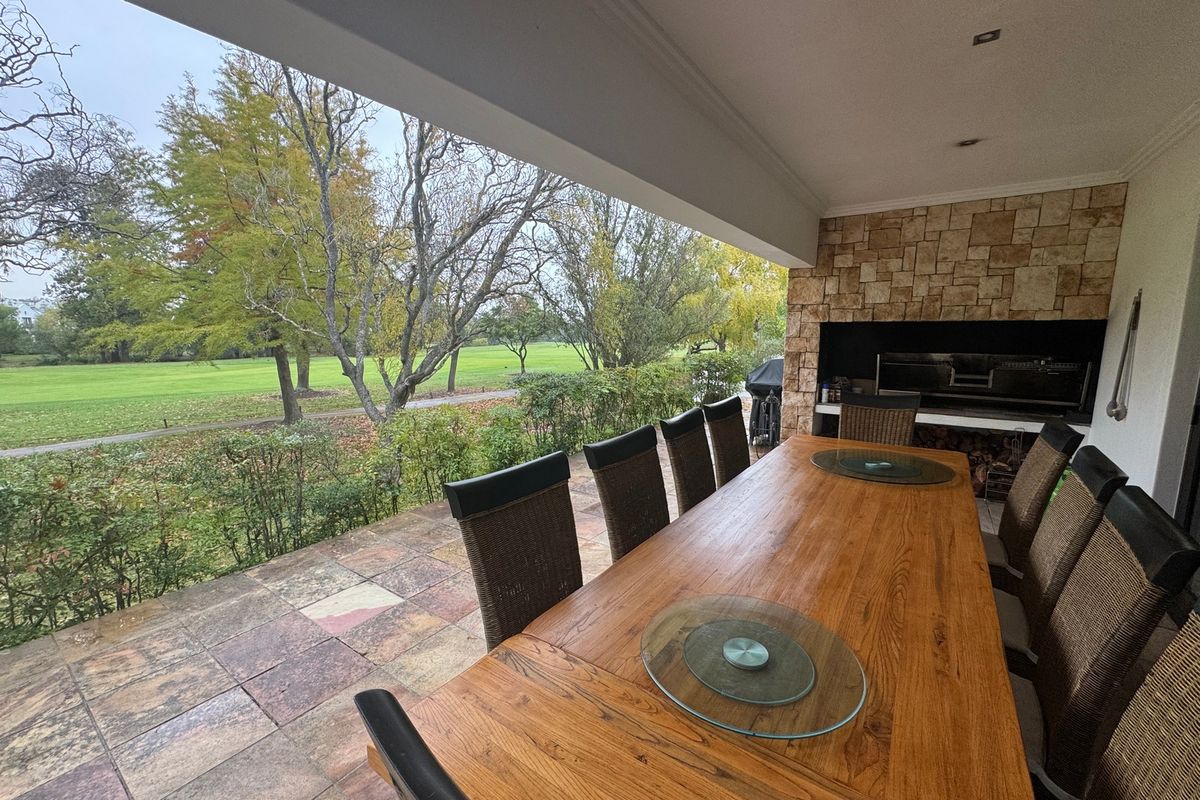 Beautiful Family Home Available for Rental on De Zalze Winelands Golf Estate - Photo 5