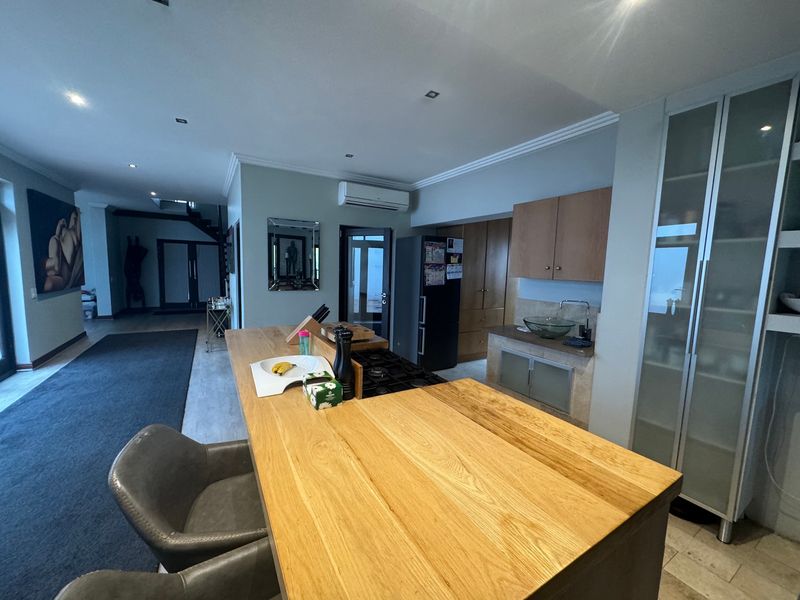 Beautiful Family Home Available for Rental on De Zalze Winelands Golf Estate - Photo 3