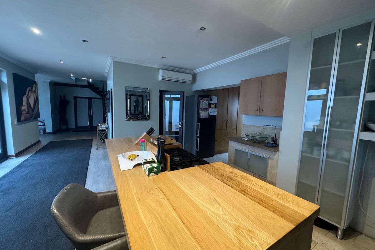 Beautiful Family Home Available for Rental on De Zalze Winelands Golf Estate - Photo 3