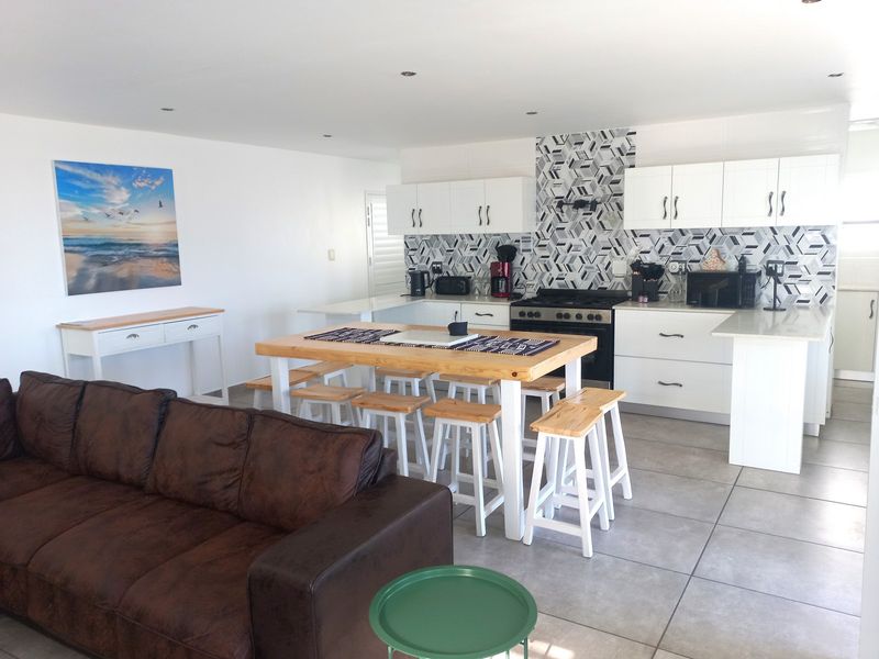 Beautiful Coastal Home for Sale in Dwarskersbos – R5 400 000 - Photo 9