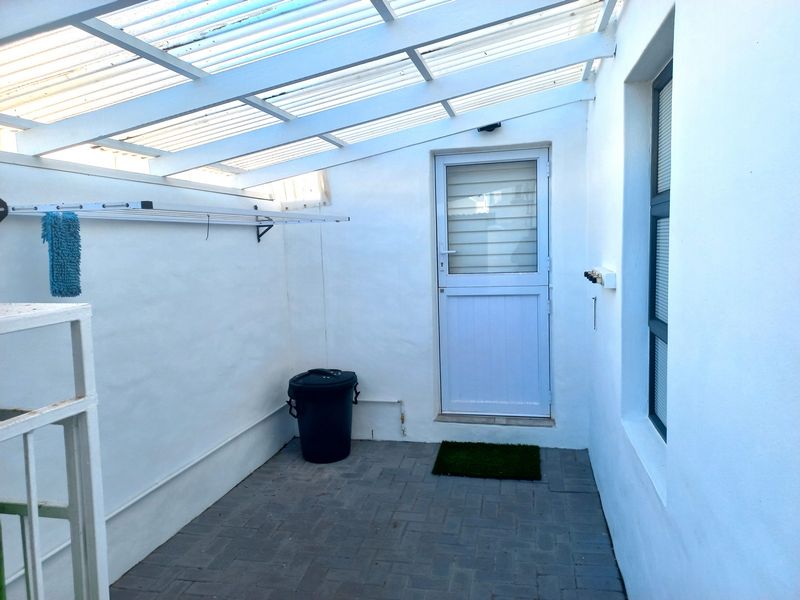 Beautiful Coastal Home for Sale in Dwarskersbos – R5 400 000 - Photo 3