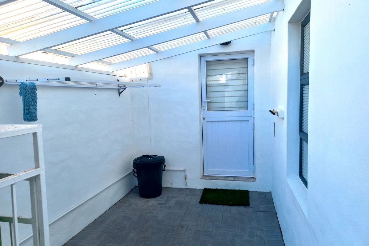 Beautiful Coastal Home for Sale in Dwarskersbos – R5 400 000 - Photo 3