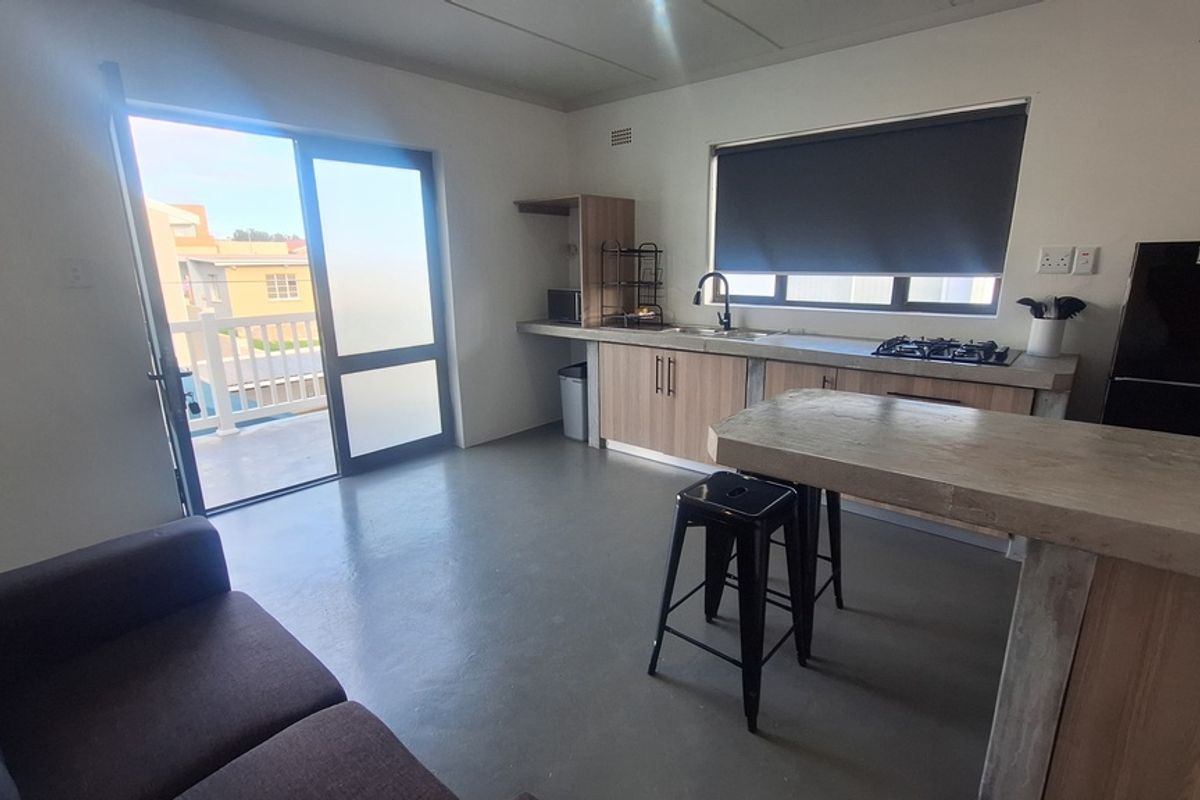 1 Bedroom Furnished flat to rent in Langebaan North - Photo 3