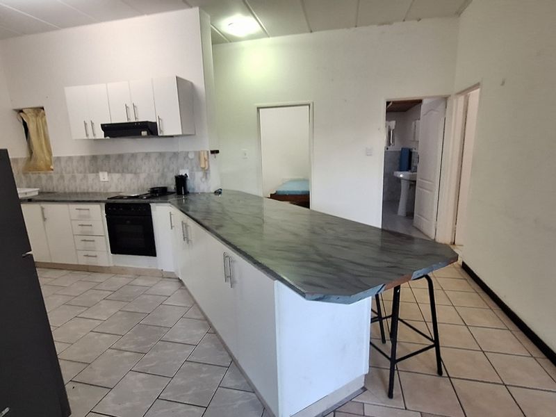 Spacious 3 Bedroom ground floor flat to let in Midtown Langebaan - Photo 5