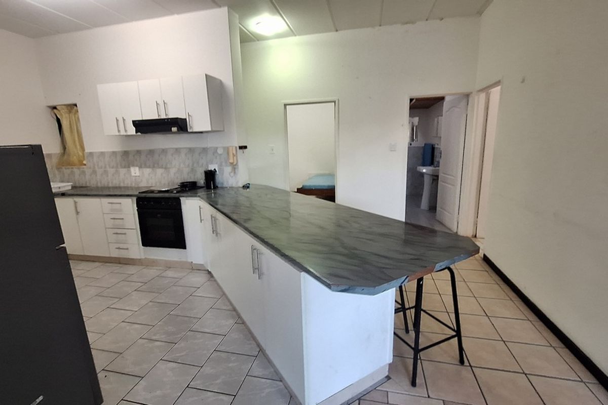 Spacious 3 Bedroom ground floor flat to let in Midtown Langebaan - Photo 5