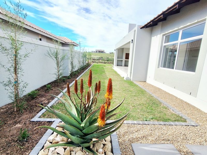 Brand New North-Facing Home in Le Juille, Langebaan Country Estate - Photo 7