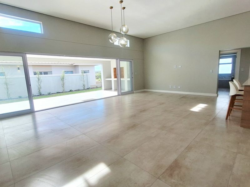 Brand New North-Facing Home in Le Juille, Langebaan Country Estate - Photo 10