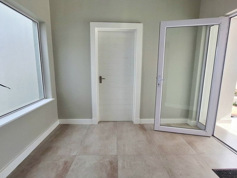 Brand New North-Facing Home in Le Juille, Langebaan Country Estate - Photo 8