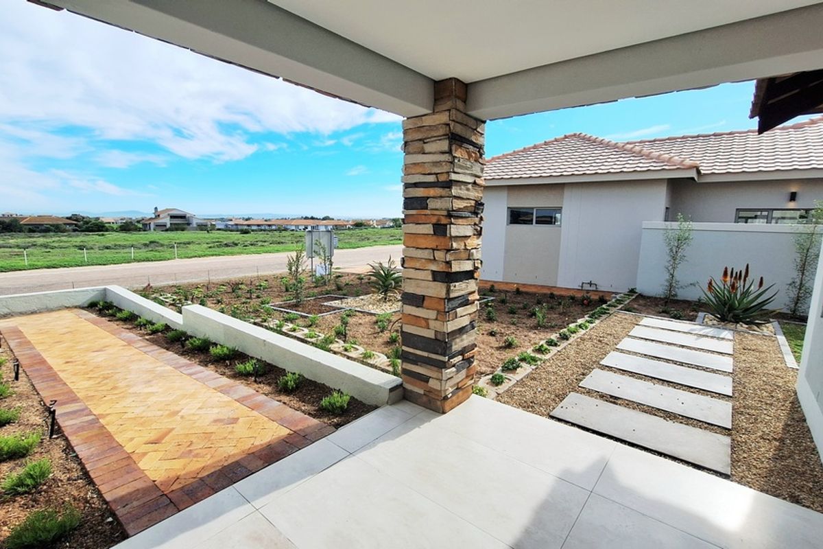 Brand New North-Facing Home in Le Juille, Langebaan Country Estate - Photo 4