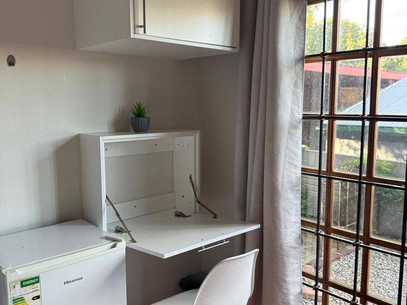 Westdene - Full services Student Accomodation - R3 300 Shared Bedrooms - Photo 7