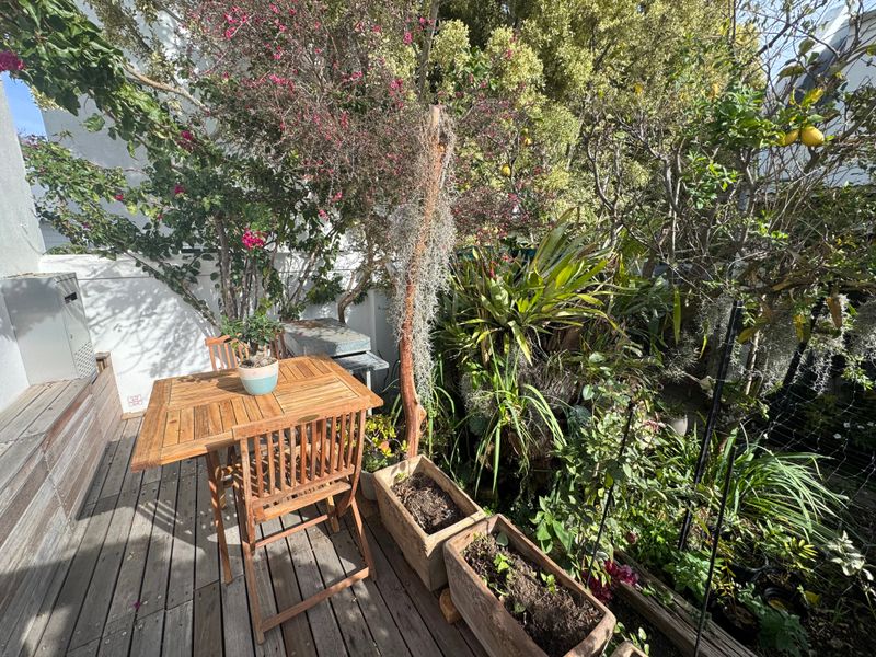 Stunning Furnished Apartment in De Zalze Estate. Available Immediately. - Photo 7