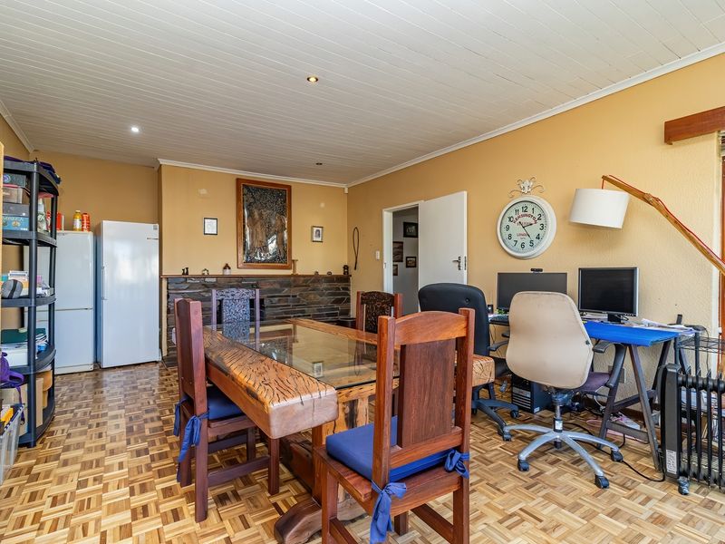 Short Term Family Home Available to rent - Unfurnished - Photo 8