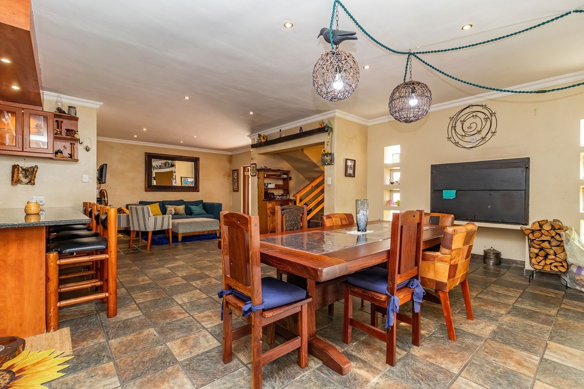 Short Term Family Home Available to rent - Unfurnished - Photo 3
