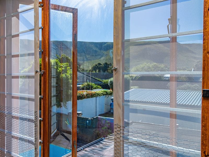 Short Term Family Home Available to rent - Unfurnished - Photo 10