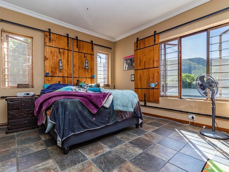 Short Term Family Home Available to rent - Unfurnished - Photo 9