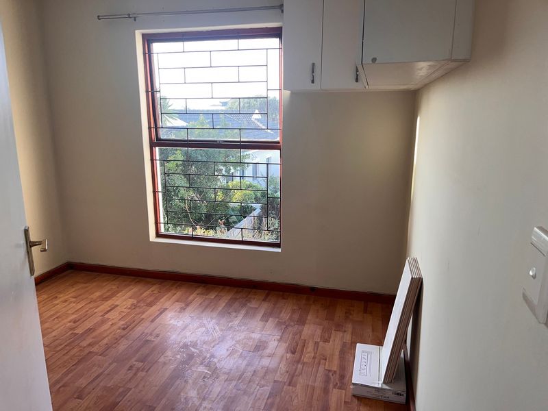 Family Home for Rental in Century City - Photo 5