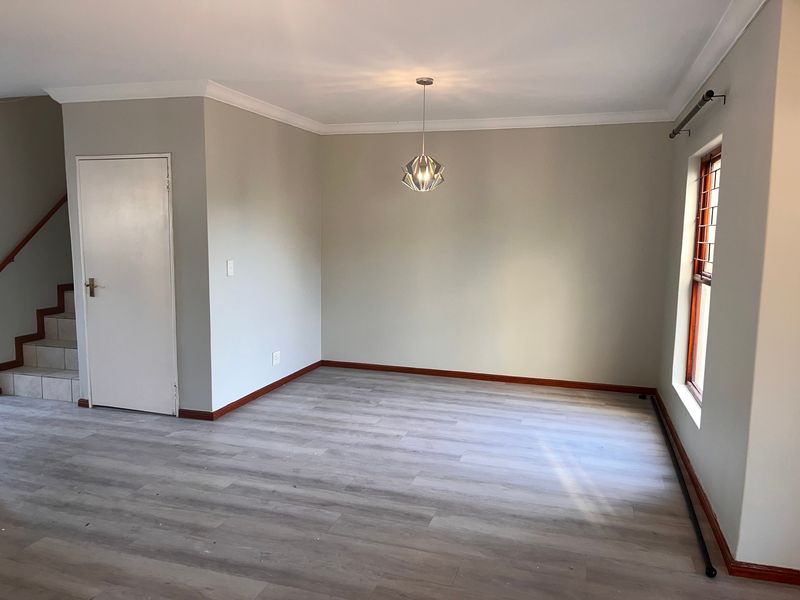 Family Home for Rental in Century City - Photo 4
