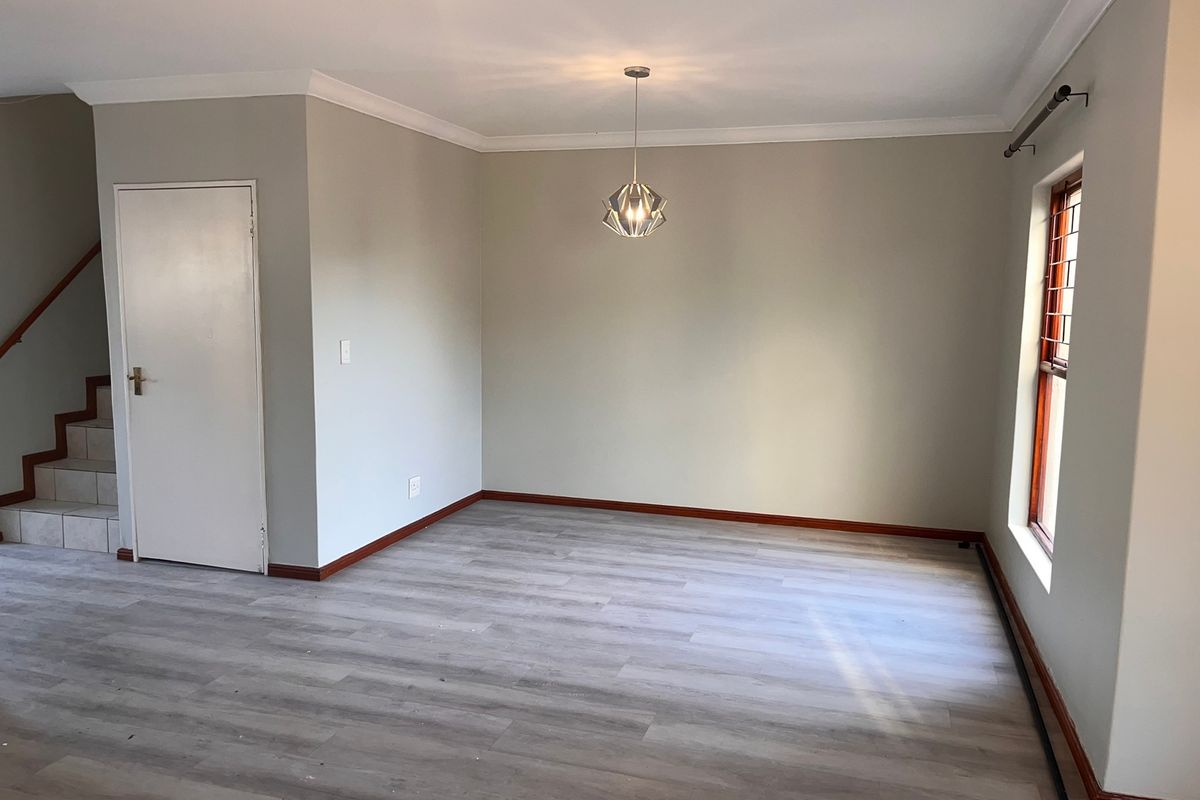 Family Home for Rental in Century City - Photo 4