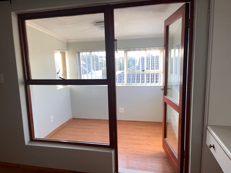 Family Home for Rental in Century City - Photo 6