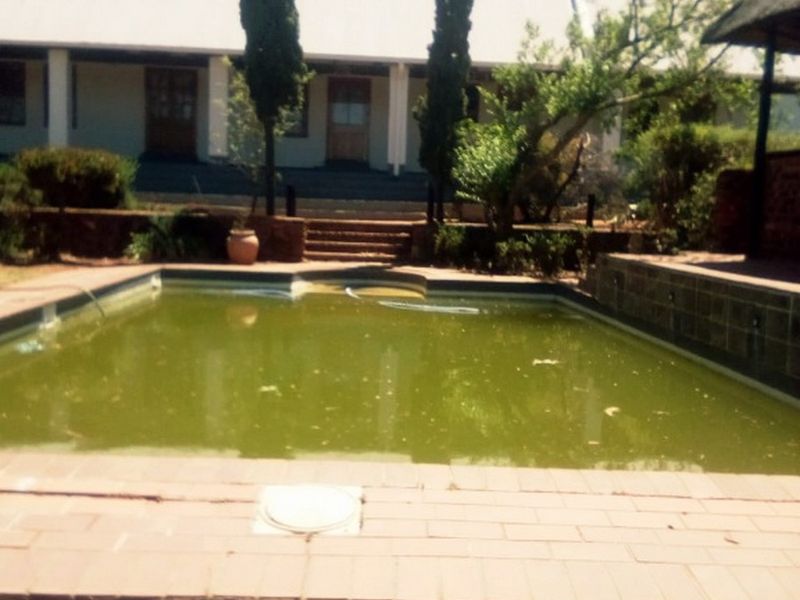 Discover this charming 2-bedroom home on a secluded 2.69ha plot - a true gem - Photo 9