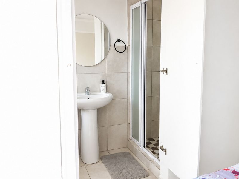 Modern, Secure & Convenient Apartment Living - Photo 8