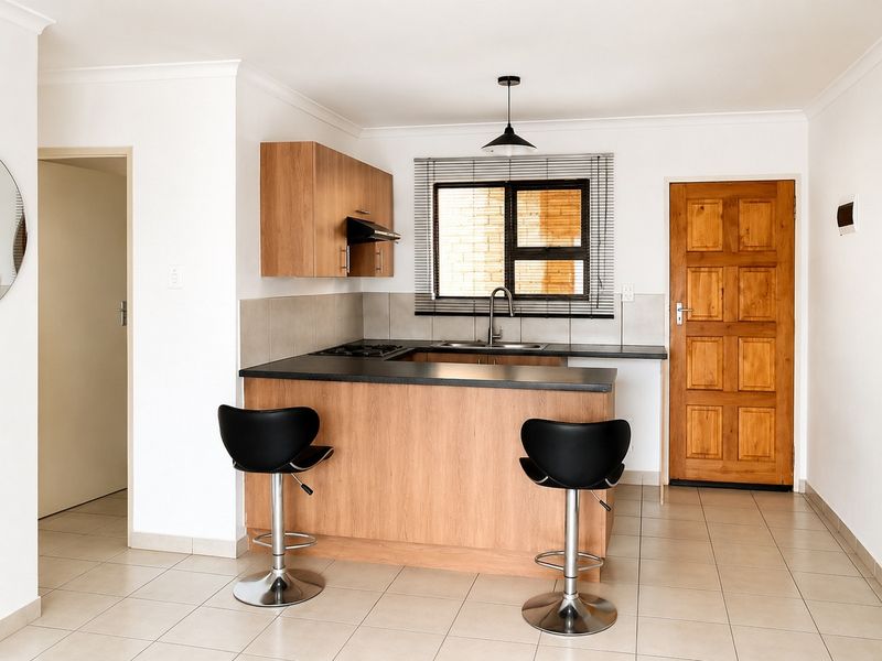 Modern, Secure & Convenient Apartment Living - Photo 4