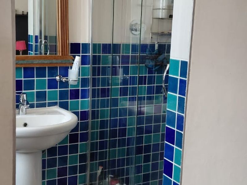 A WELL-MAINTAINED 3 BEDROOM SECTIONAL TITLE HOUSE IN A GATED ESTATE/ COMPLEX - Photo 4