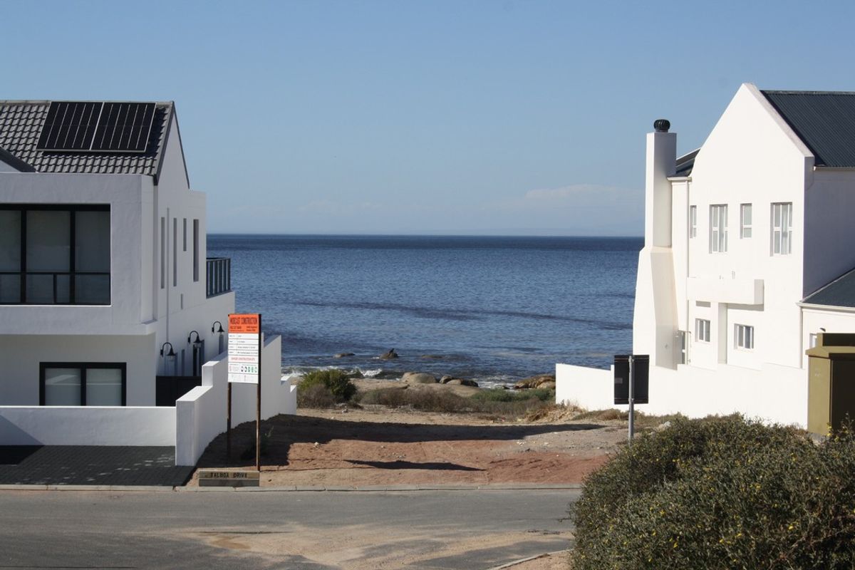 Prime location few steps from seashore - Photo 3