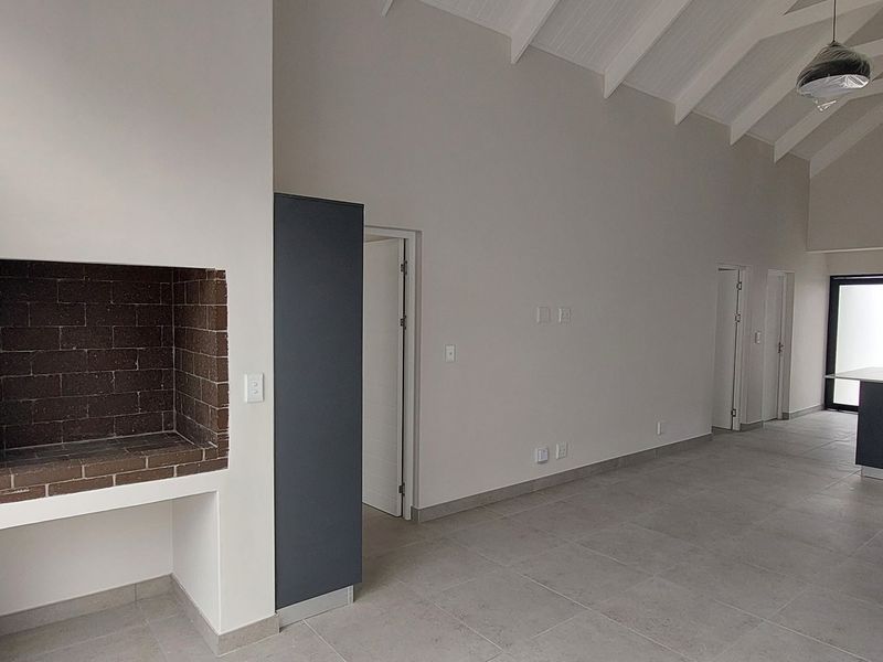 Brand-New 2-Bedroom Home for Sale in Spartikus Estate, Langebaan - Photo 10