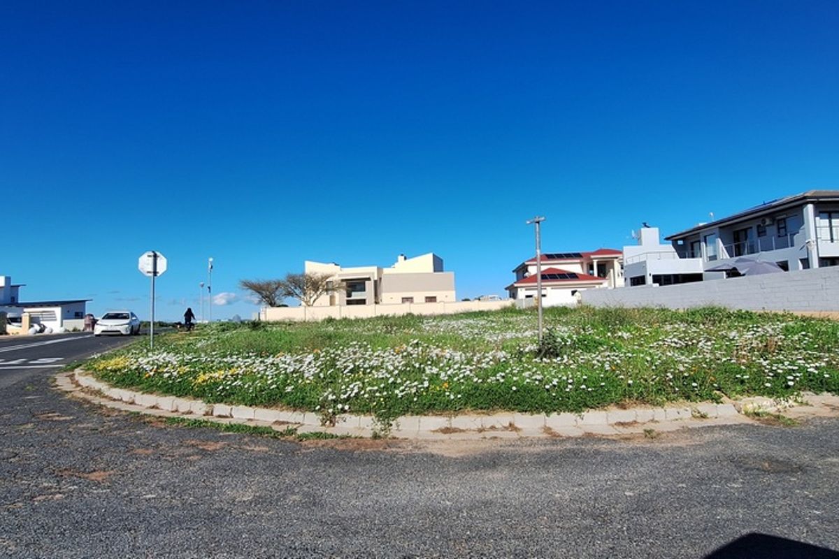 Secure a Prime Corner Plot close to Shark Bay Beach in Myburgh Park - Photo 2