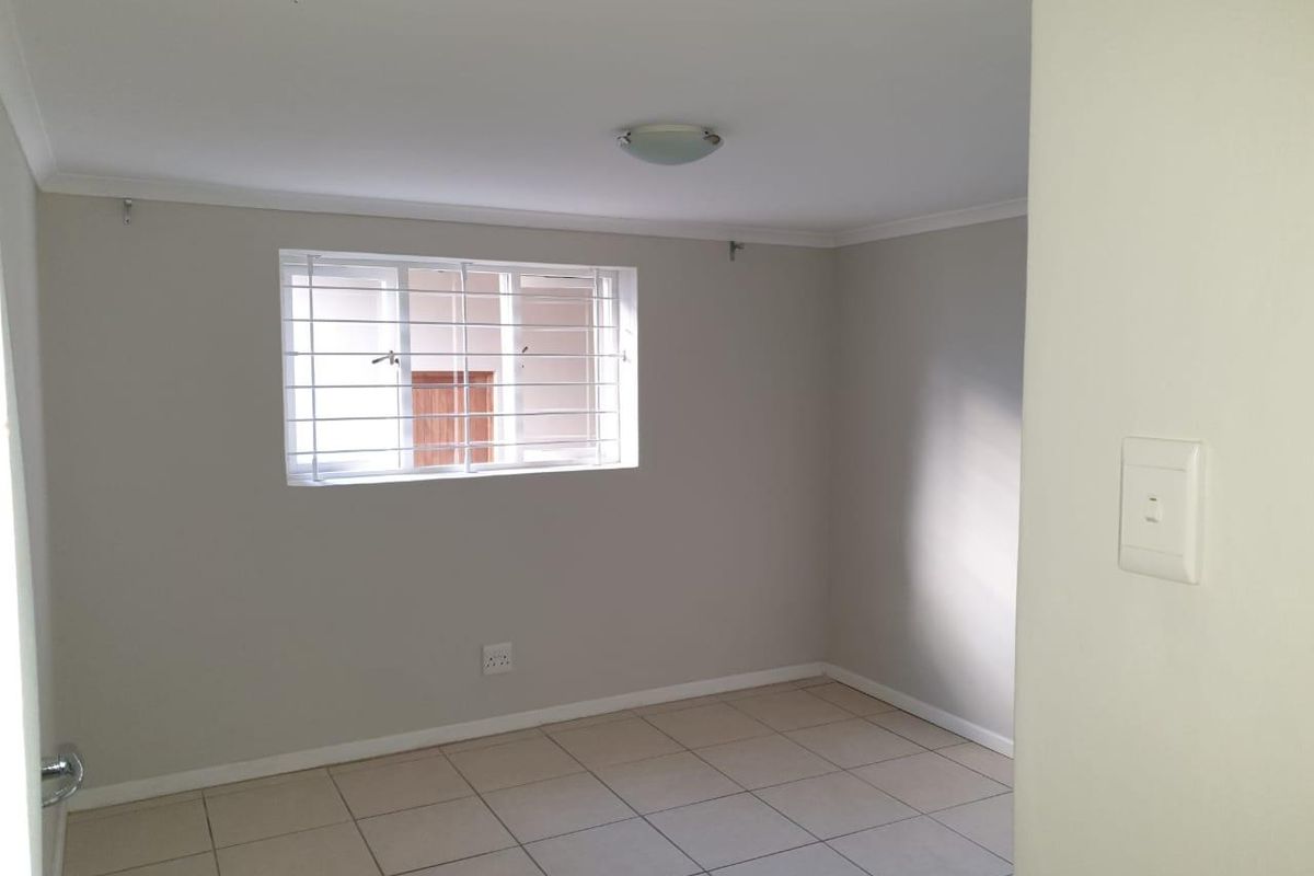 Great location to rent in Mid town, Langebaan Luxury - Photo 5