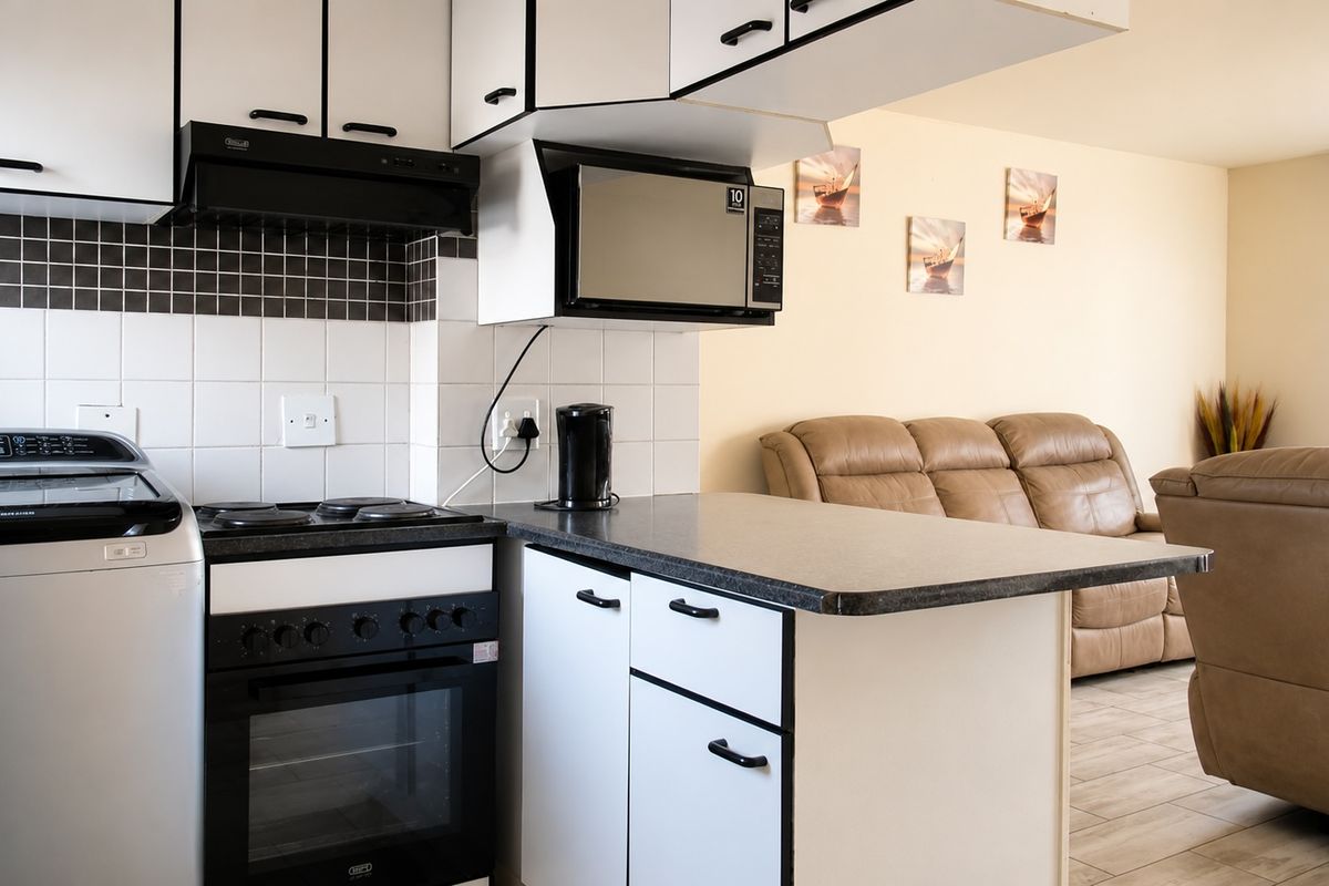 2-Bed, 2-Bath Unit with En-Suite in Secure Complex – Grobler Park - Photo 3