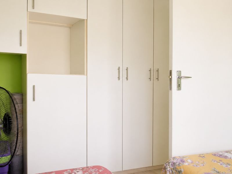 2-Bed, 2-Bath Unit with En-Suite in Secure Complex – Grobler Park - Photo 10