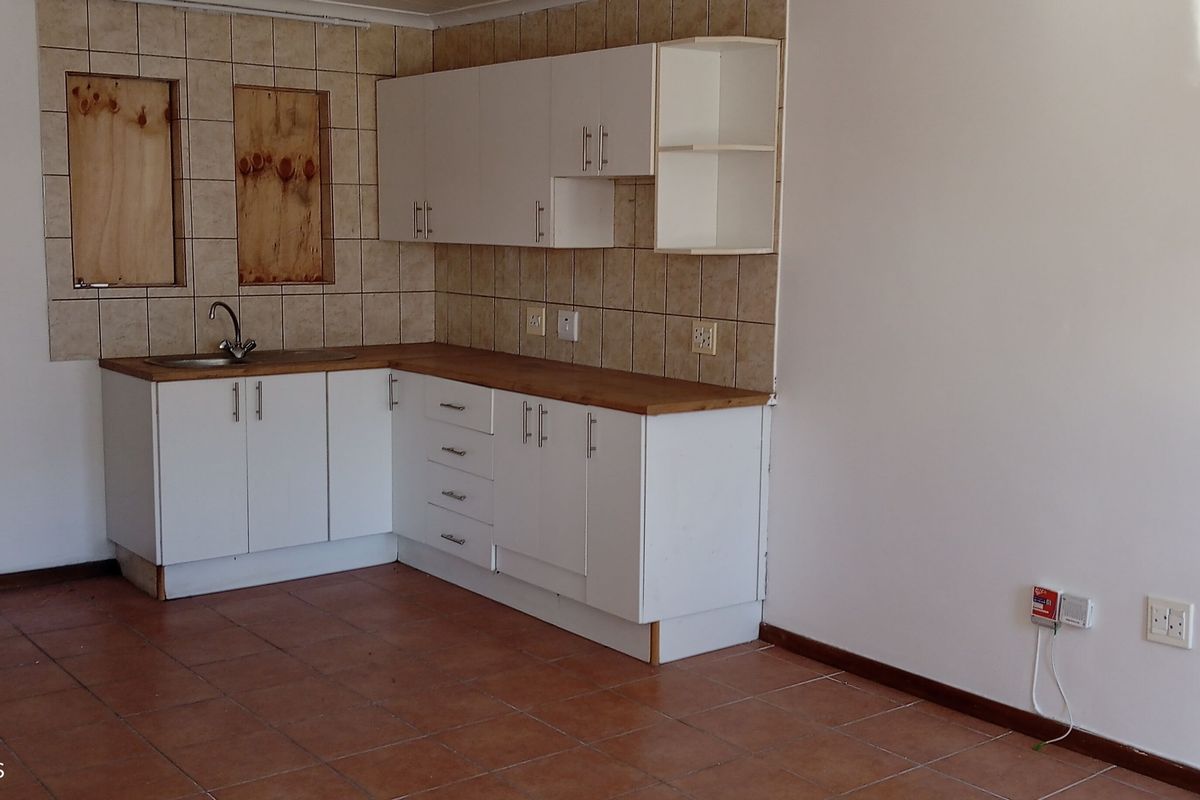 Safe, secure  Own-Title Duplex — No Levies, More Freedom Come and choose your ideal unit - Photo 5