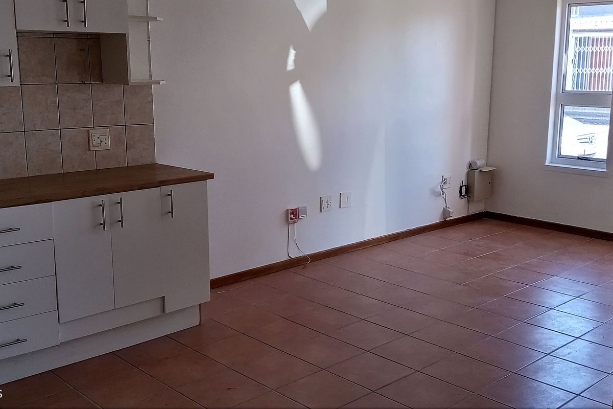 Safe, secure  Own-Title Duplex — No Levies, More Freedom Come and choose your ideal unit - Photo 5