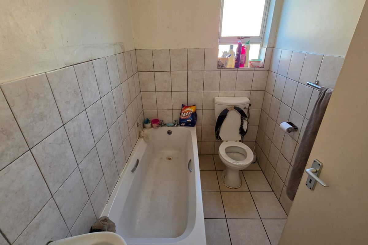 Affordable Modern Duplex Living in Ruyterwacht – No Levies, Fibre-Ready & Secure - Photo 3