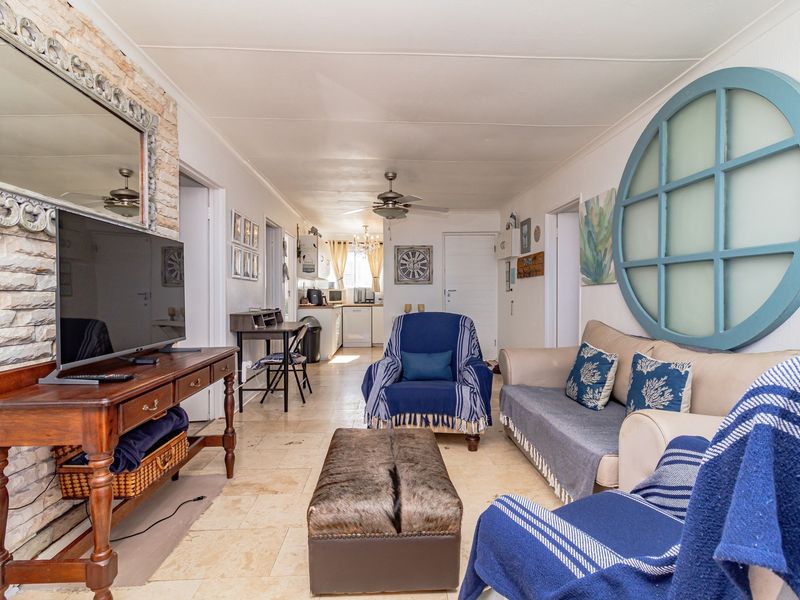 3 Bedroom Penthouse in Hermanus Beach Club - Photo 6