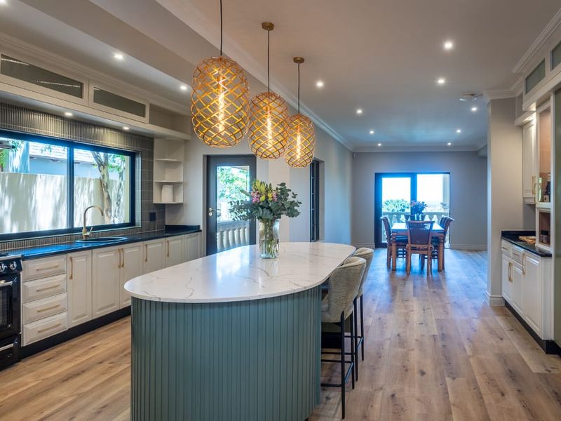 A Landmark Estate of Timeless Elegance and Unrivalled Luxury - Photo 4