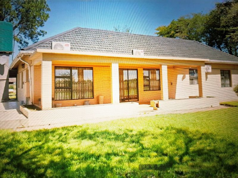 Smallholding For Sale In Meyerton - Photo 1