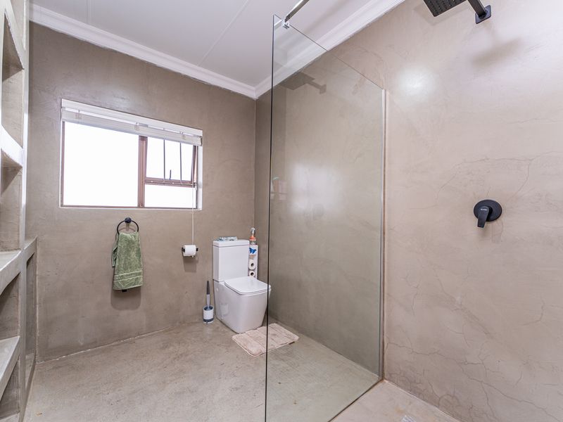Exclusive Luxury Home on a Double Stand – Noordheuwel - Photo 5