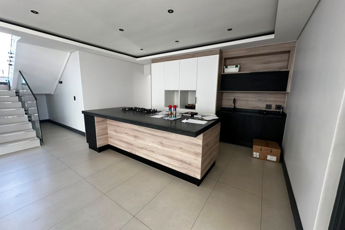 Sophisticated Family Living with Spacious Interiors and Poolside Entertainment - Photo 4